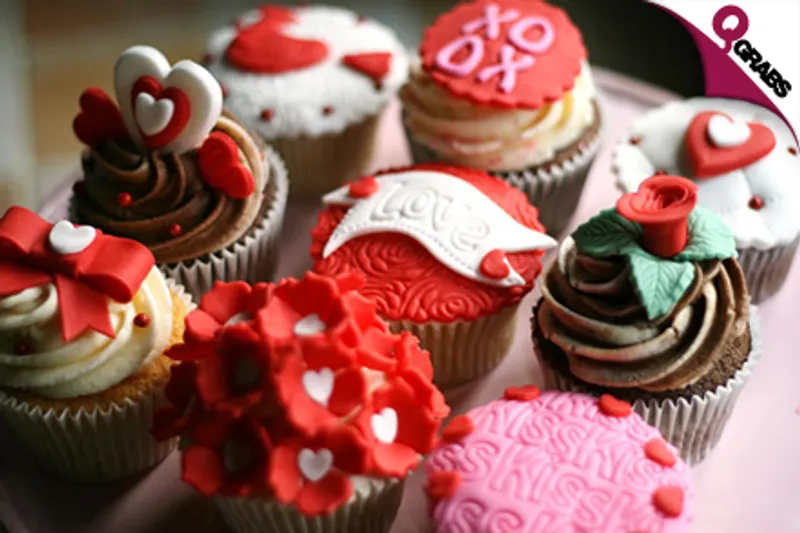 For QR99 Master Delicious Cupcakes in Time for Valentines Day Treats with an Online Cupcake Academy Course! (QR1042 Value)